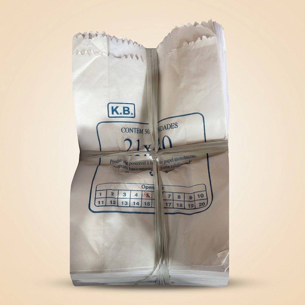 Fardo Papel Branco 21 x 40 cm — 500 un